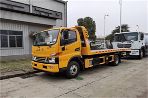 东直门外车辆公路救援