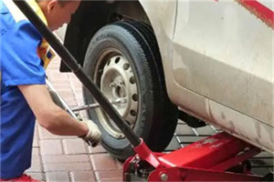 东直门外附近拖车24小时服务热线电话