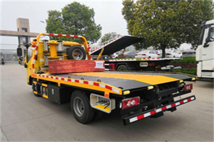 东直门外道路救援拖车报价