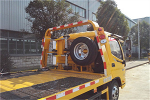 东直门外附近汽车搭电救援电话