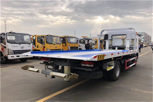 东直门外汽车救援补胎