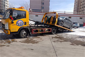 东直门外救援拖车费用怎么算